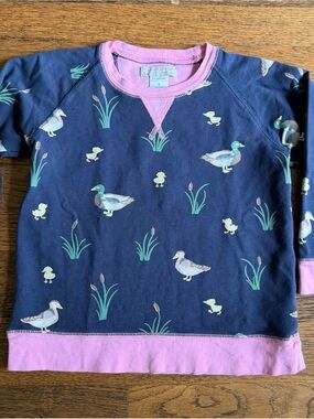 Beaufort Bonnet Navy Duck Print Pullover Top with Pink Trim size 6